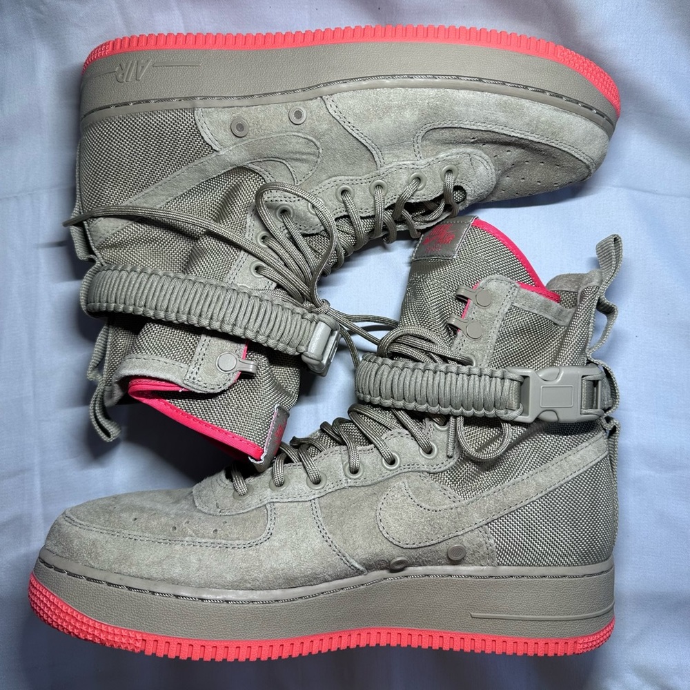 Nike SF Air Force 1 Rush Coral Size 10 - Picture 4 of 7